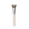 BETER BROCHA KABUKI MAQUILLAJE FLUIDO 82